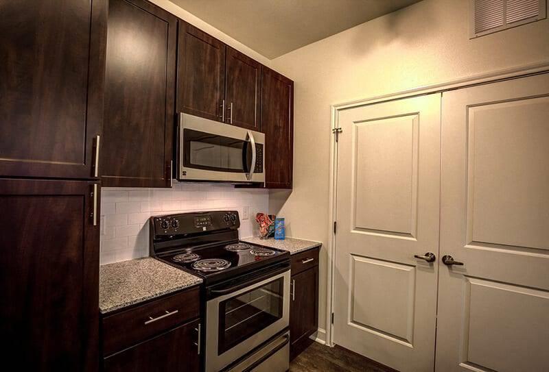 Residence at Gateway Village Image 40
