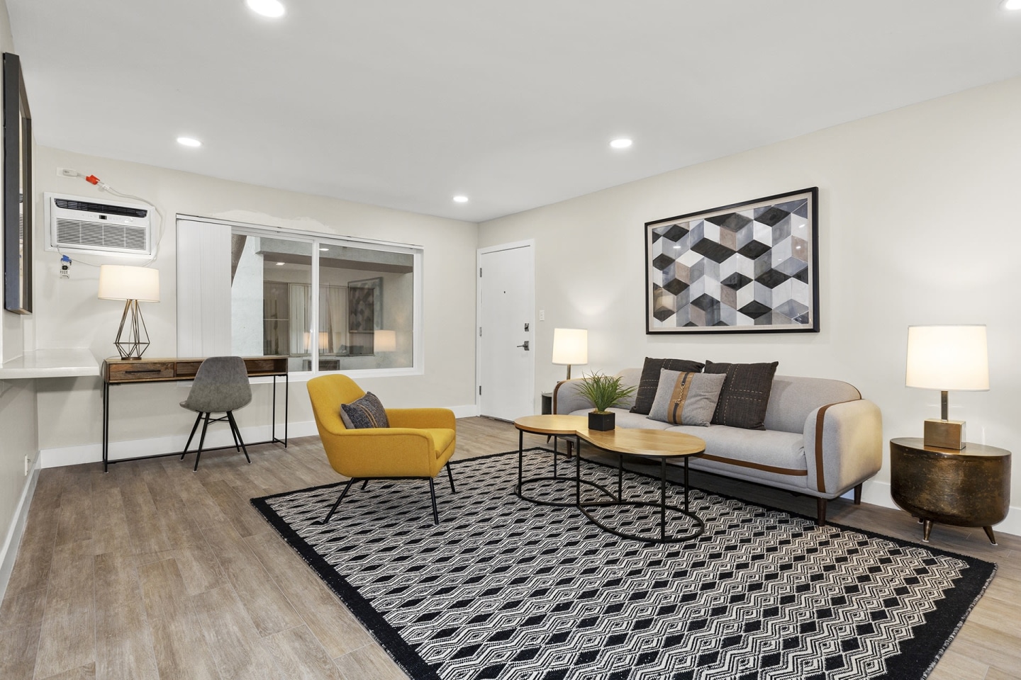 Kling Trio Apartments Image 5