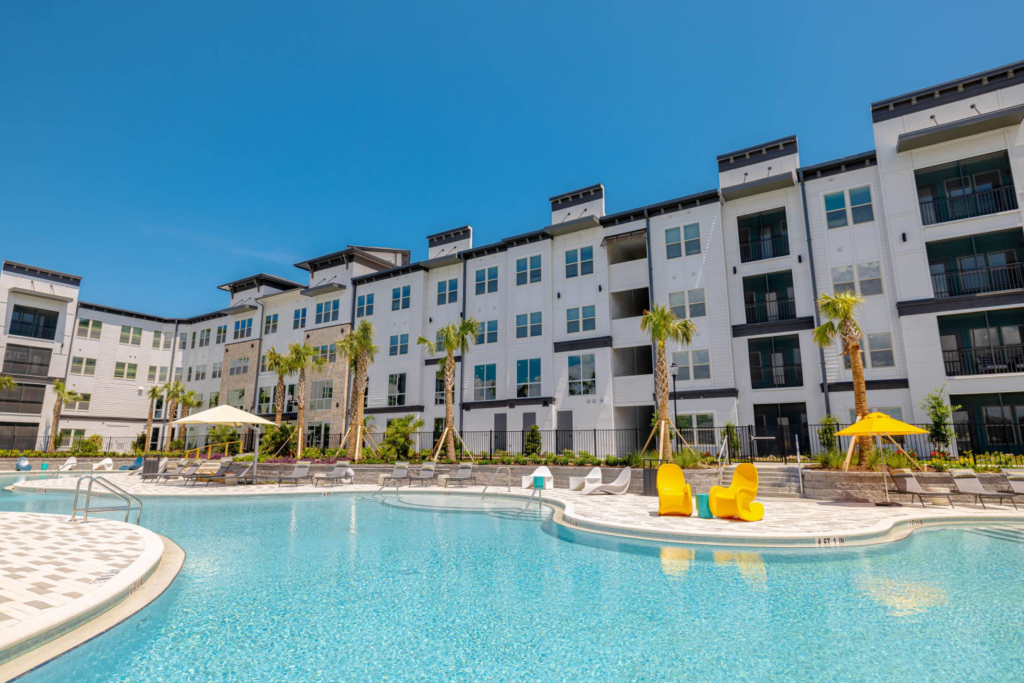 The Parian Luxury Apartments Image 2
