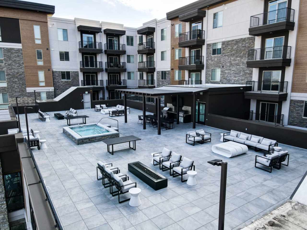 Point of View Apartments Image 24