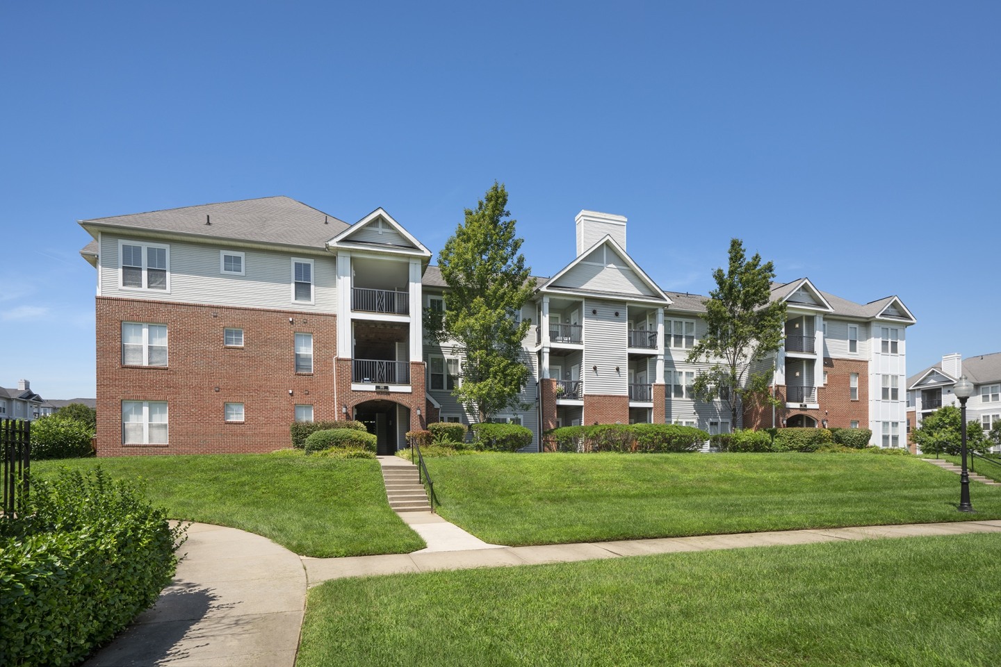 The Apartments at Cambridge Court Image 8