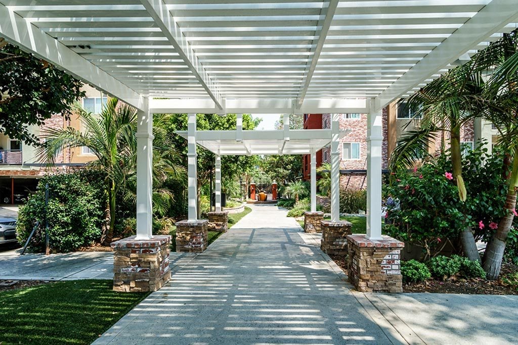 The Reserve at Warner Center Image 49