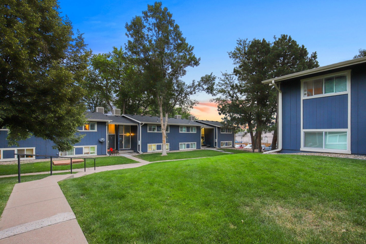 Broadridge Flats and Townhomes Image 3