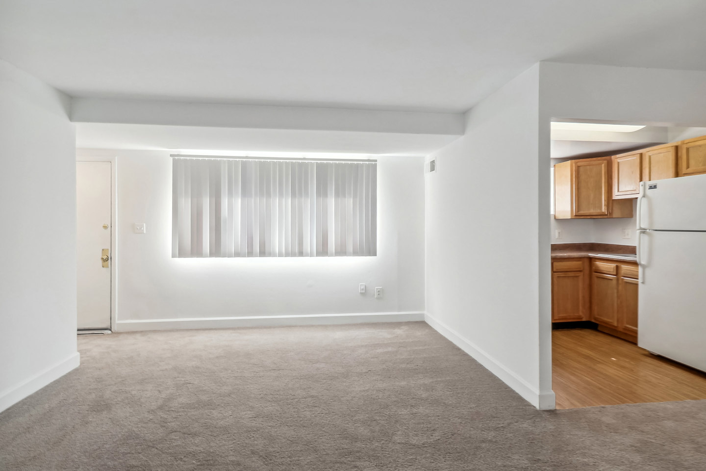 Barclay Square Apartments Image 4