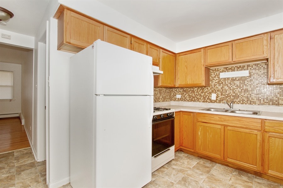 8806 S Cottage Grove Ave Image 3