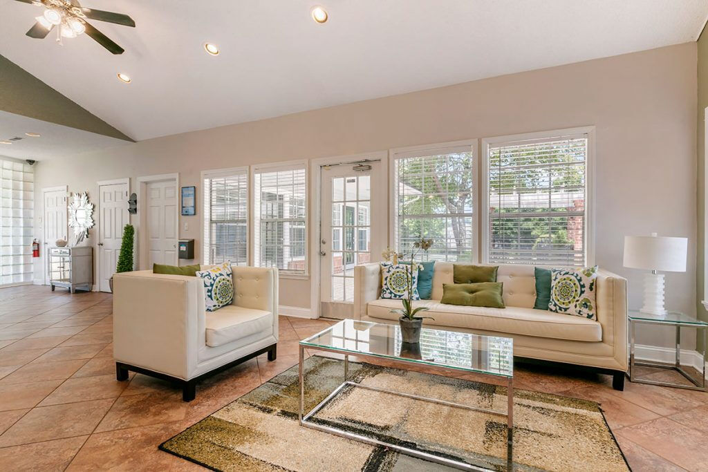The Commons at University Square Apartments Image 26