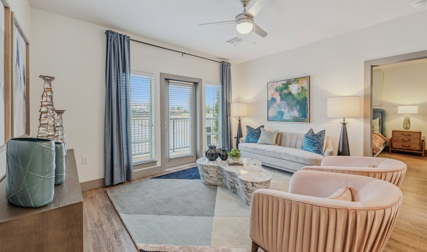 BroadVue Apartments Image 8