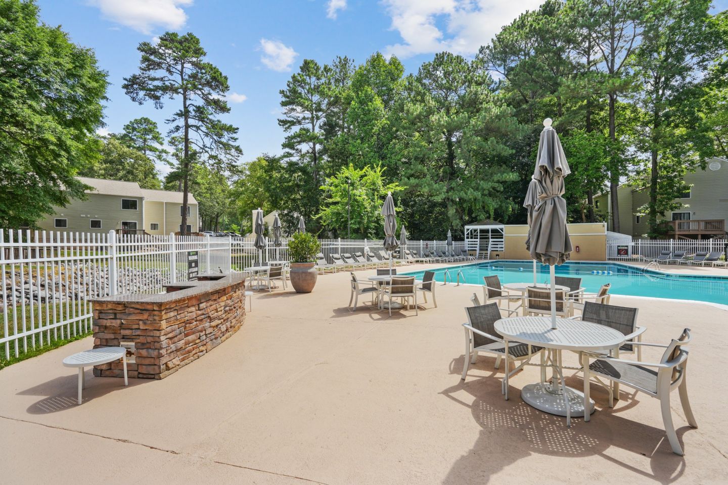 Affordable Housing - Regency Park Apartment Homes Image 6