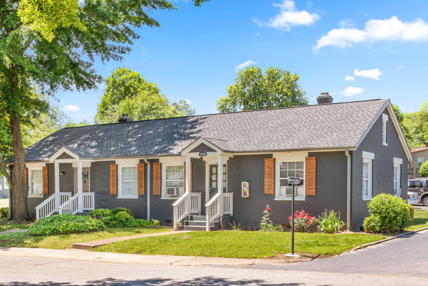 Balfour Marietta Luxury Apartments Image 5