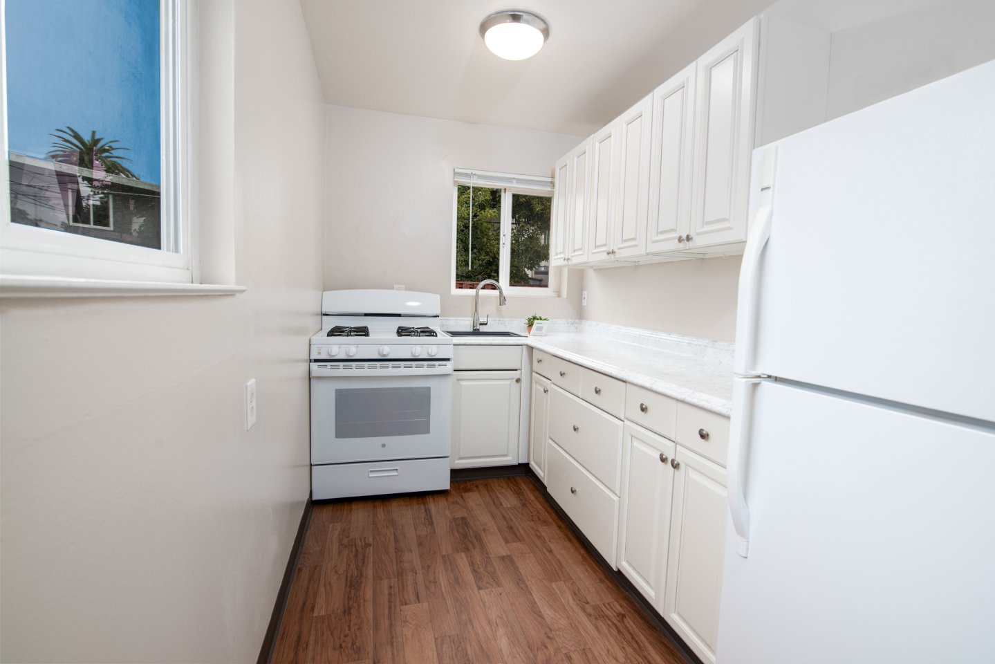 Marlboro Manor Apartments Image 2