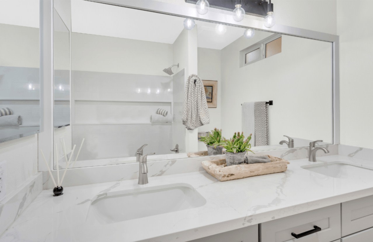 VIVA Apartment Homes Image 44