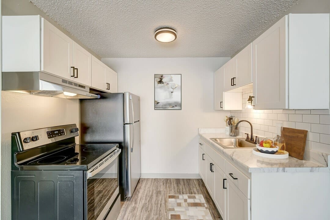 Lelaray Apartments Image 3