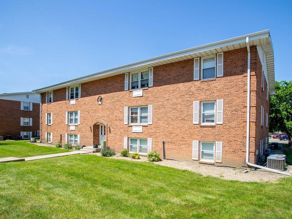 Arbors at Eastland Image 16