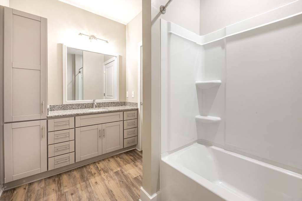 Affordable Housing - Luxury Apartments at Foxwood Image 121