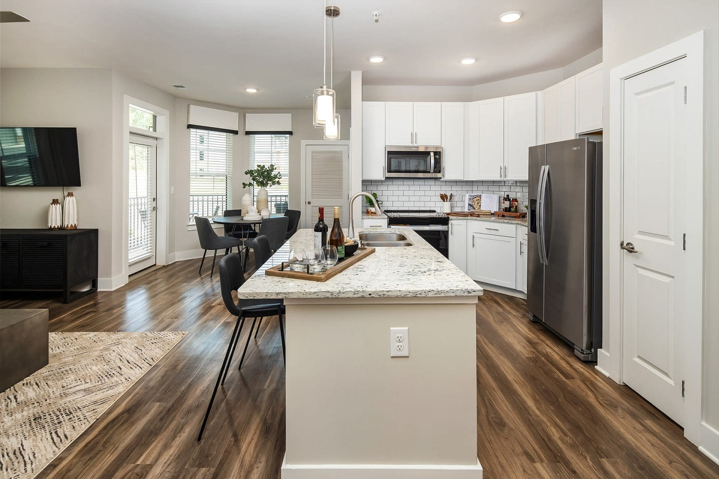 Abberly Royal Creek Apartment Homes Image 3