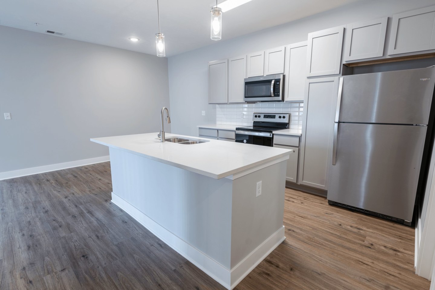 The Village at Sandstone Apartments Image 4
