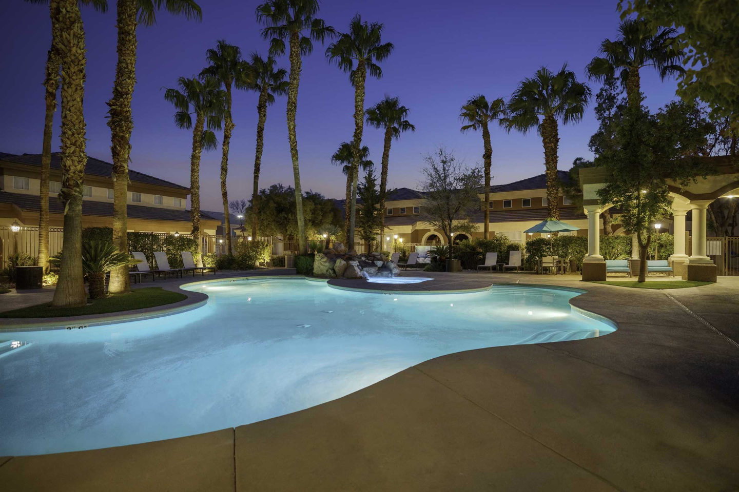 Resort at the Lakes Image 93