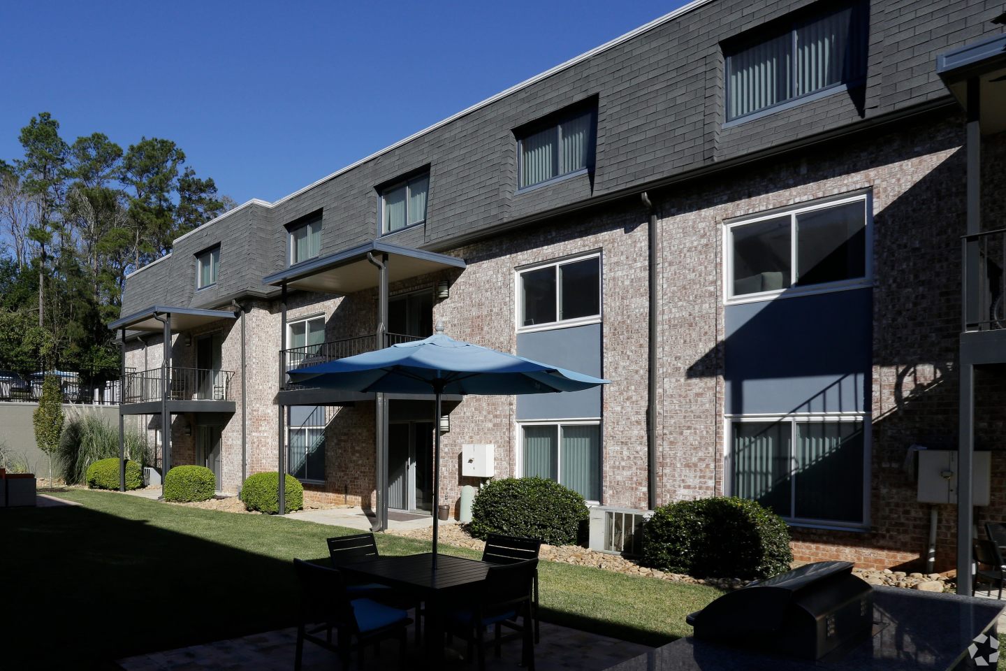 Terraces at Summerville Image 31