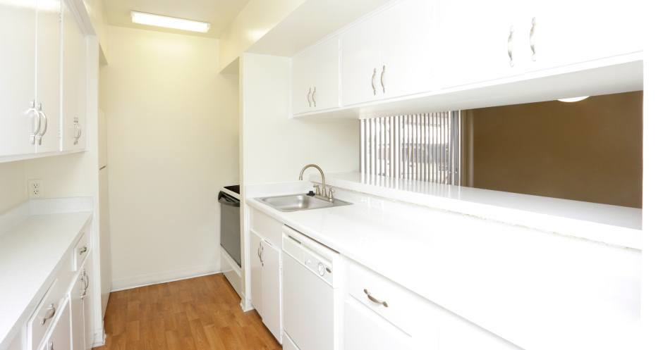 Plantation Apartments Image 13