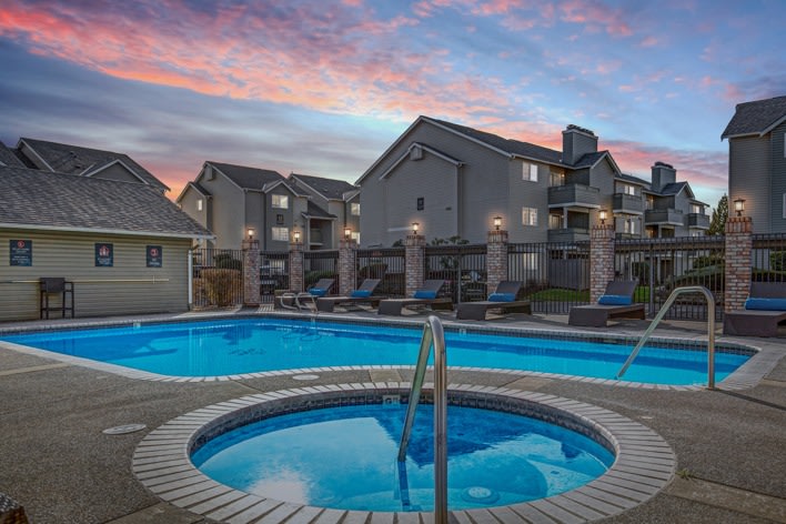 Beaumont Grand Apartment Homes Image 2