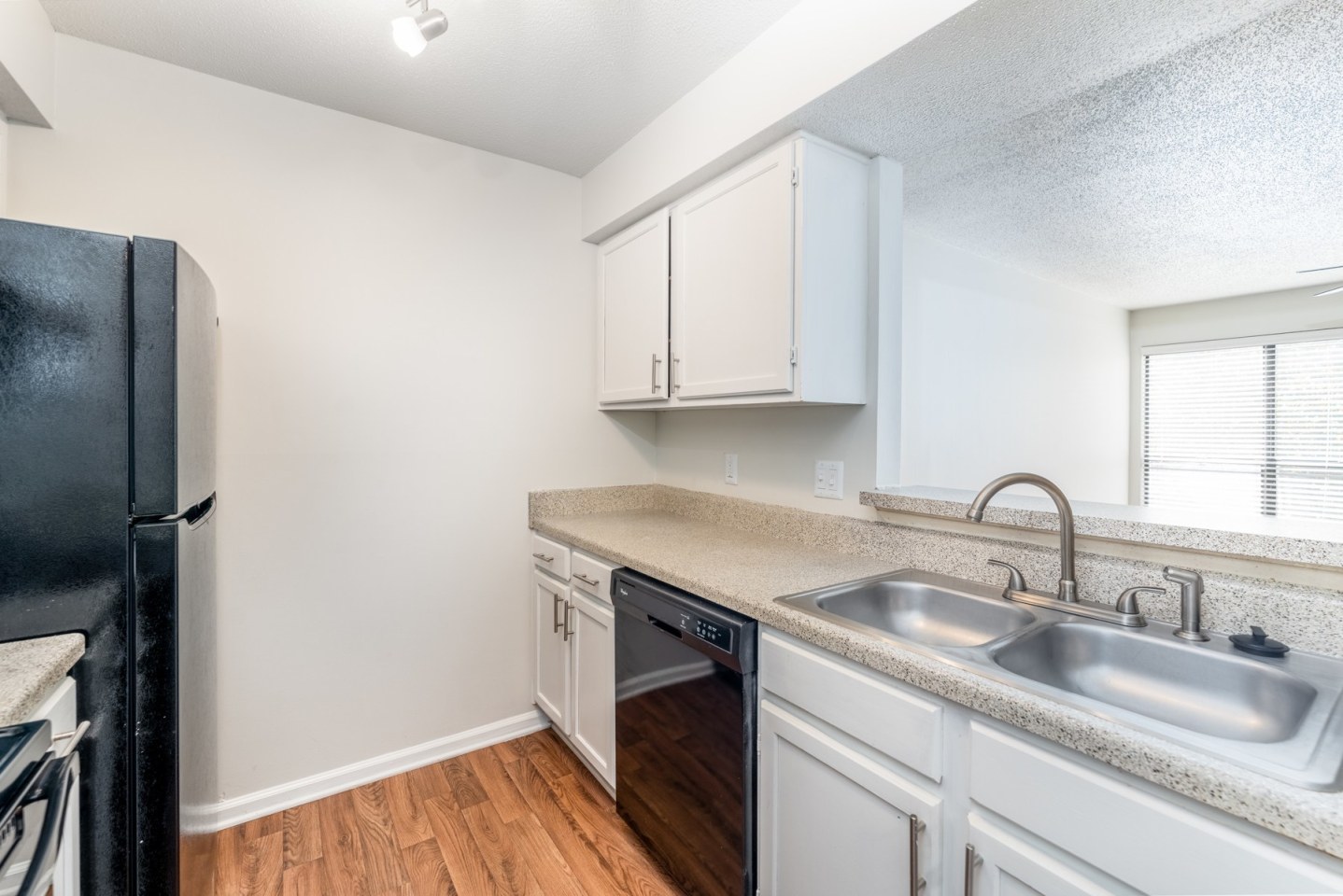 Huntsview Apartments Image 50
