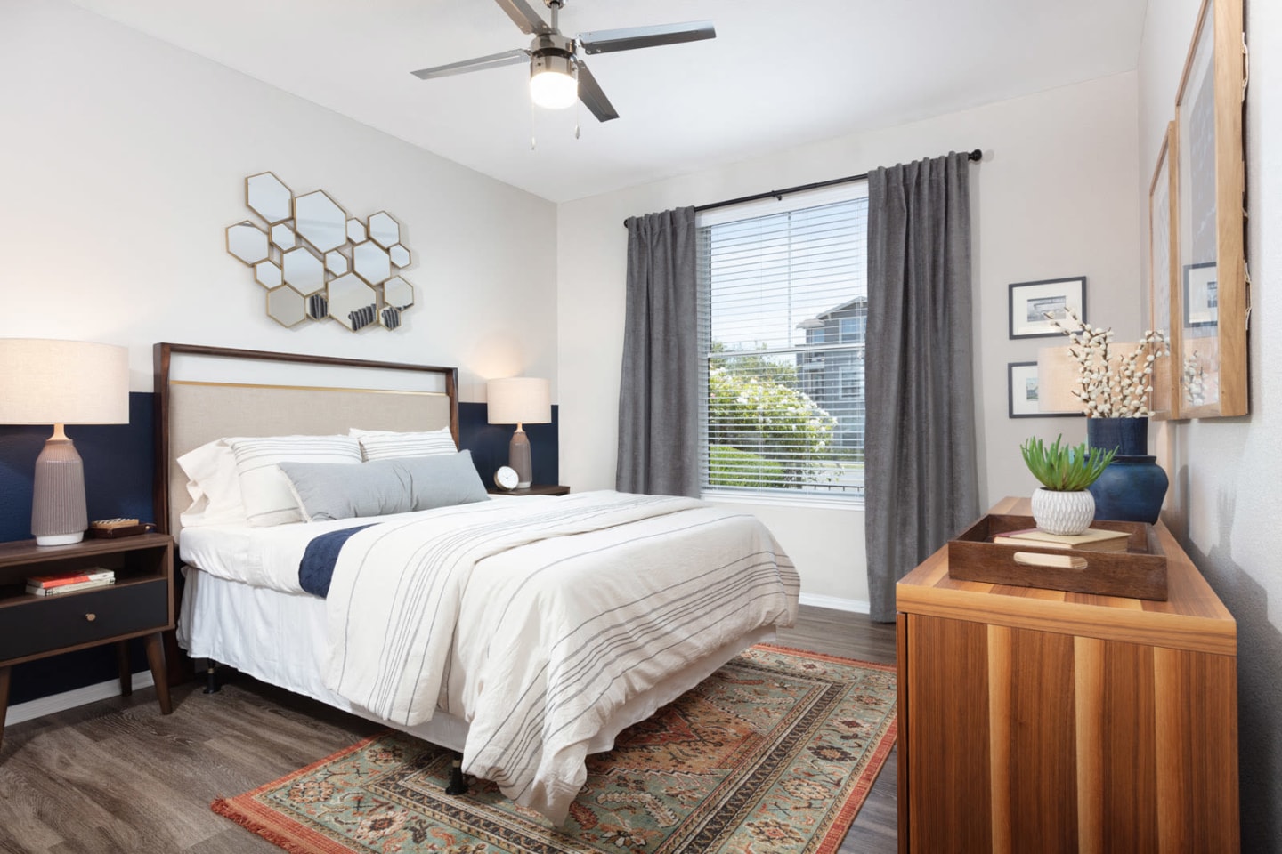 Montrachet Apartment Homes Image 6