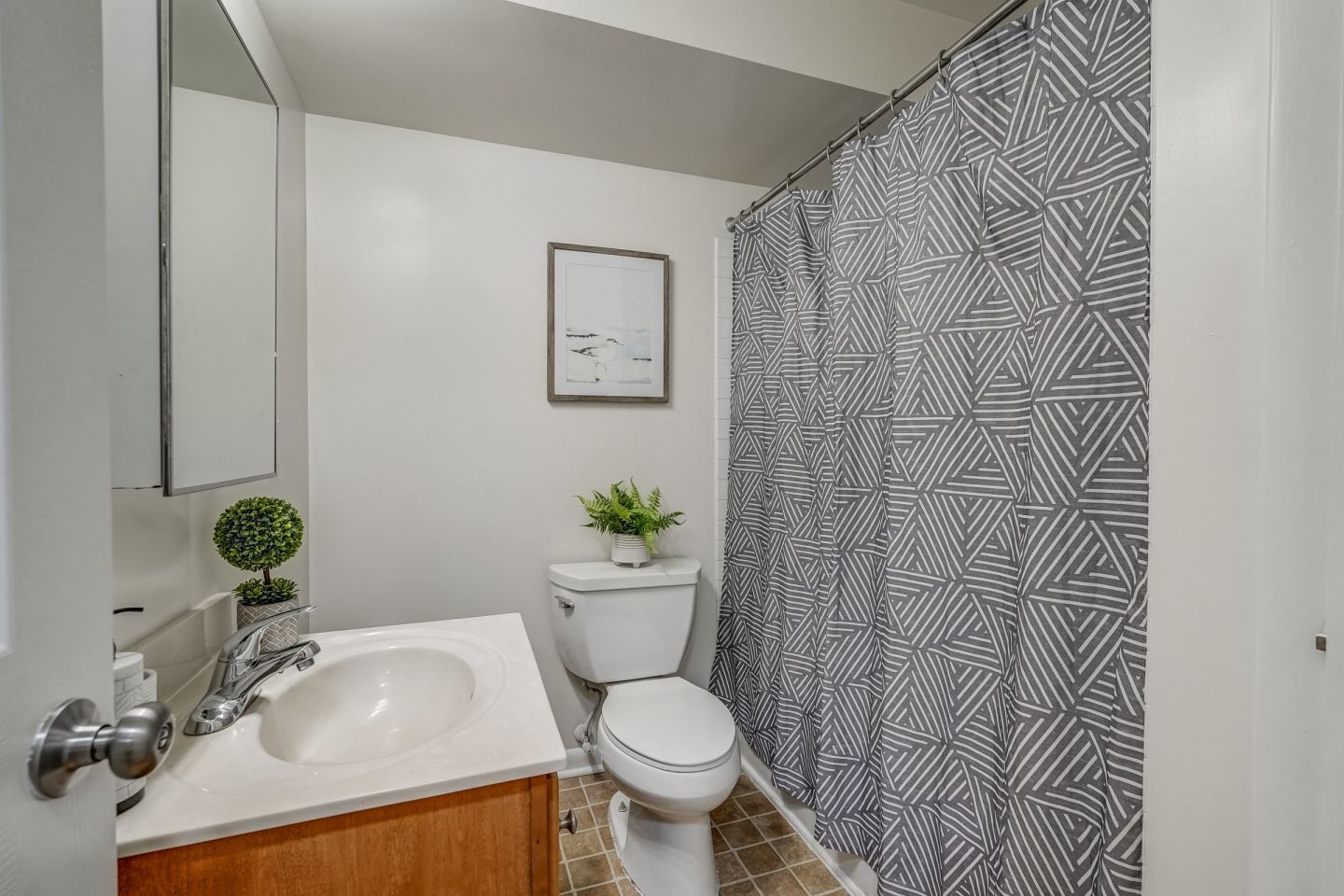 Rock Creek Apartments Image 13