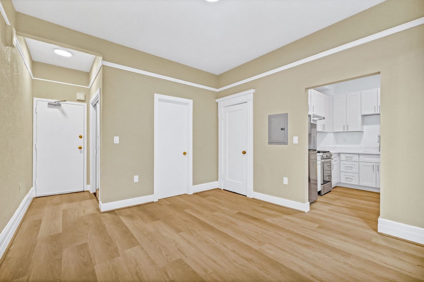 605 Jones Image 22