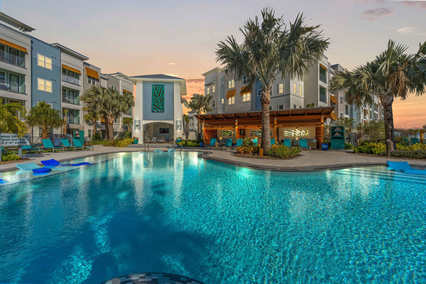 Mallory Square Apartments Image 1