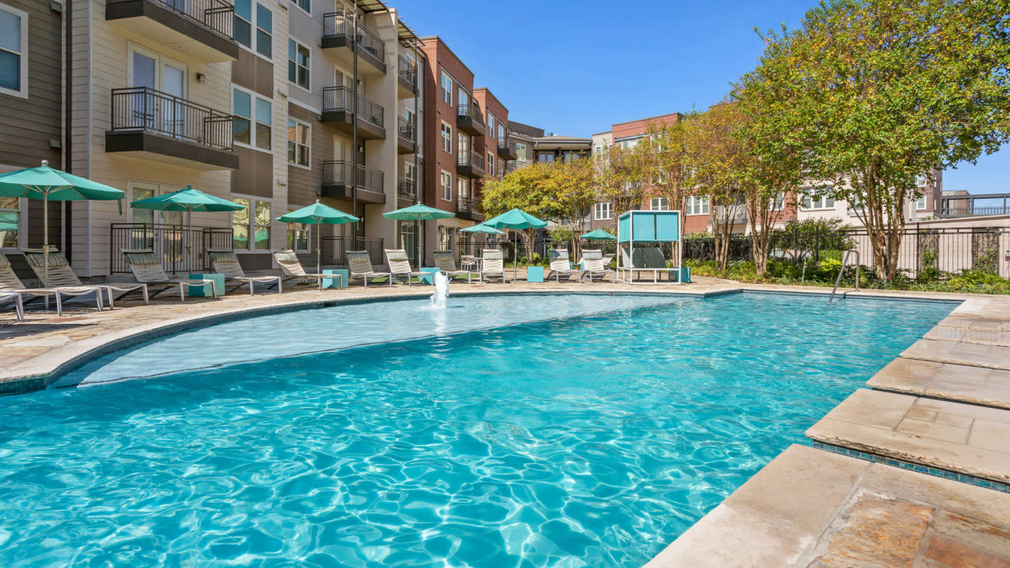Union at Carrollton Square Apartments Image 40