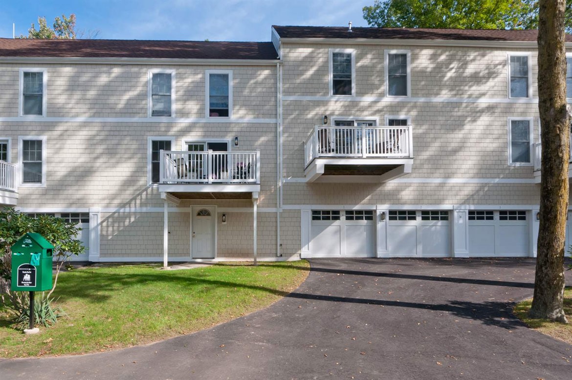 Greenwich Oaks Image 36