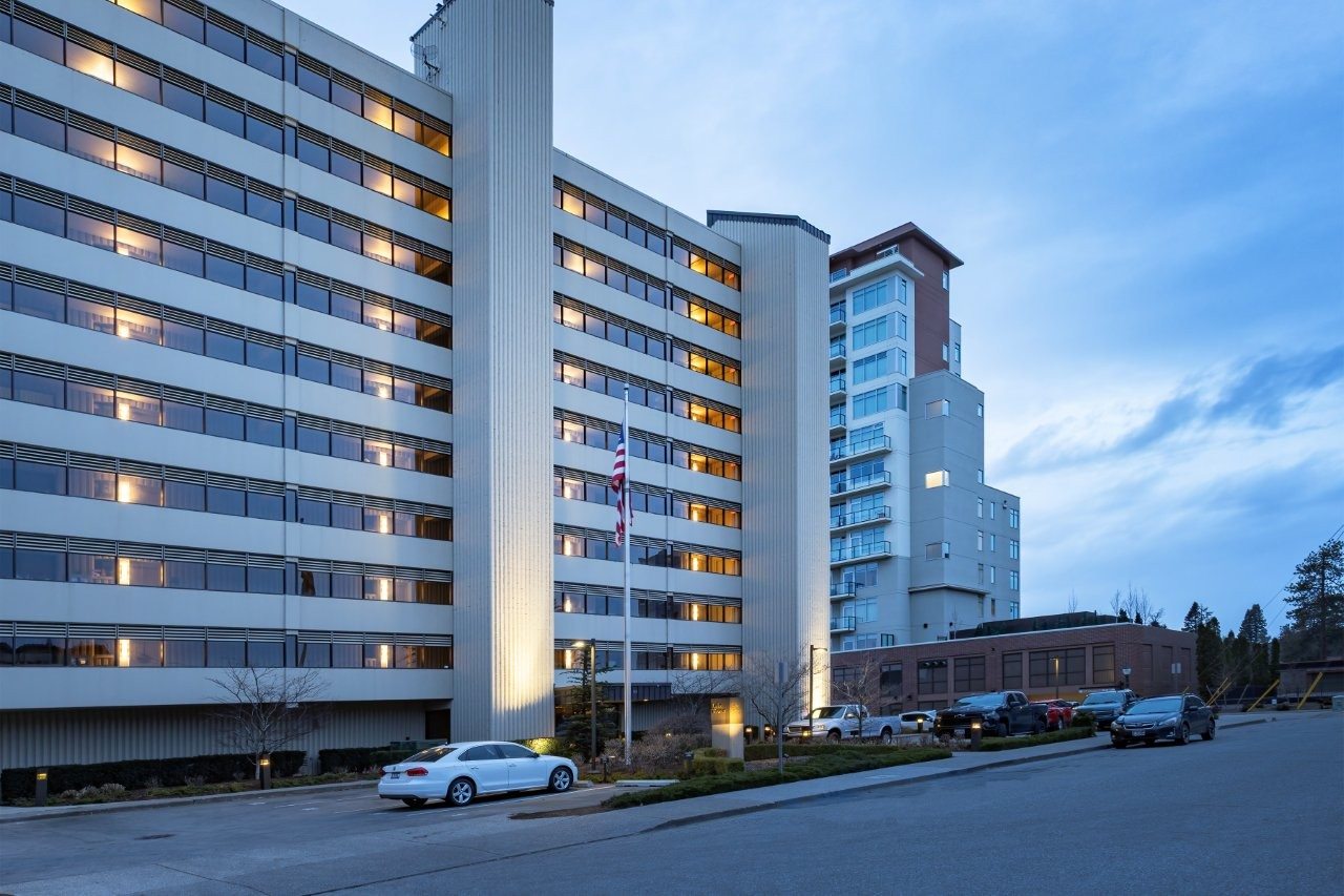 Lake Tower Apartments Image 30