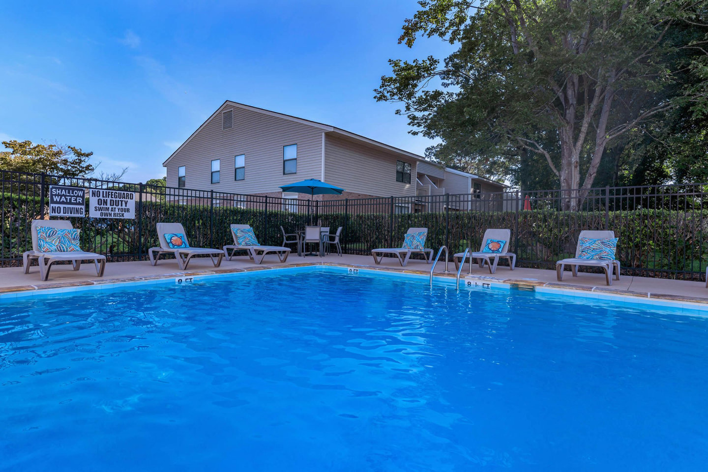 Sawgrass Apartments Image 2