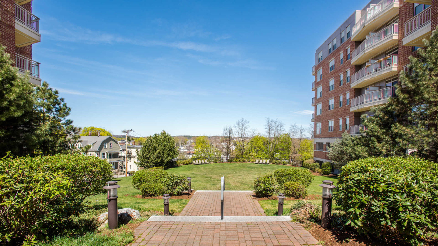 Longview Place Image 11