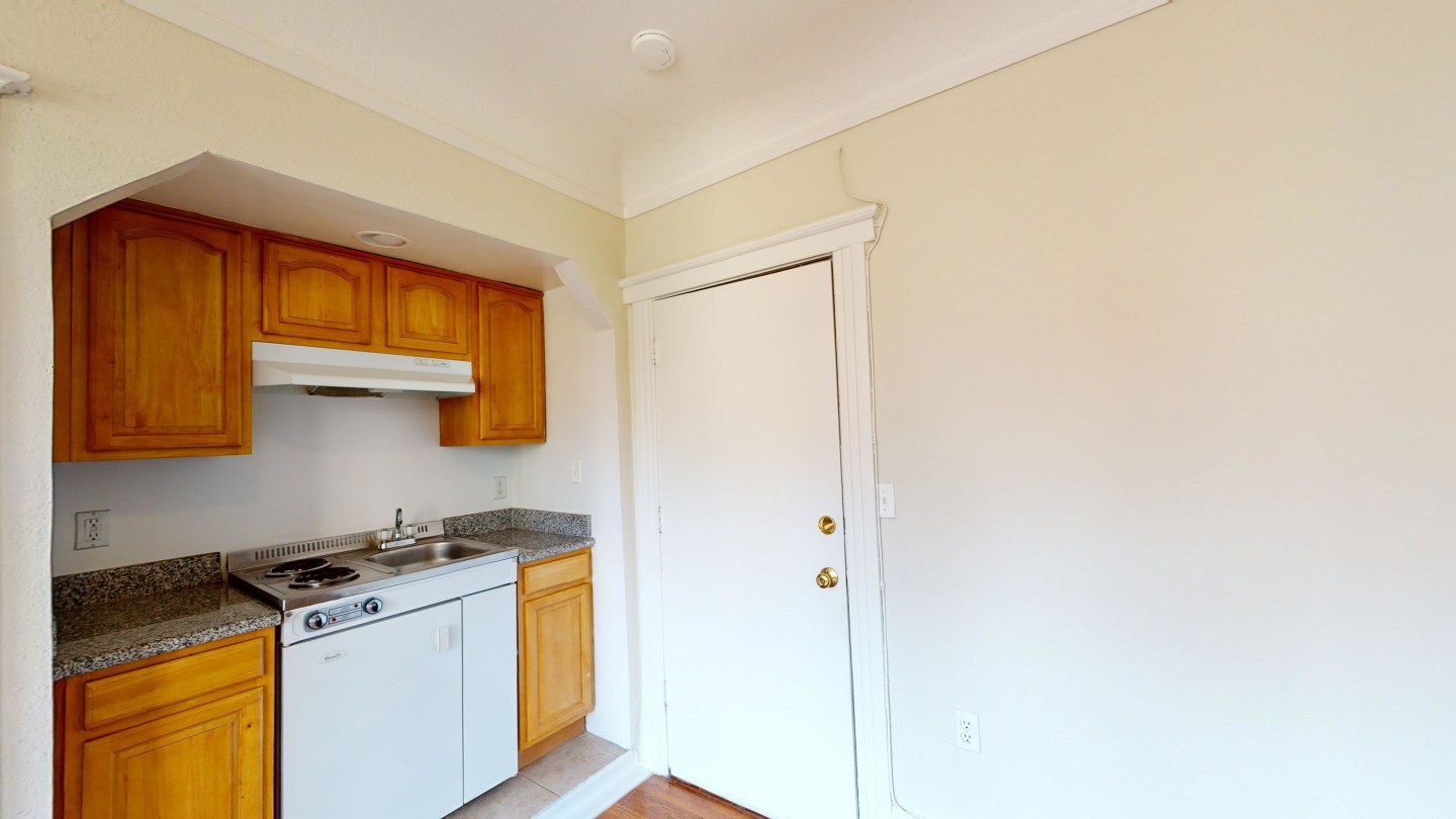 720 Jones Street Image 11