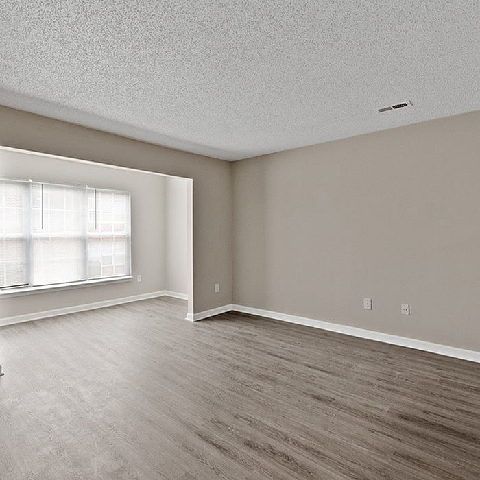 Swathmore Court Apartment Homes Image 2