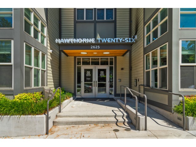 Hawthorne Twenty Six Image 10