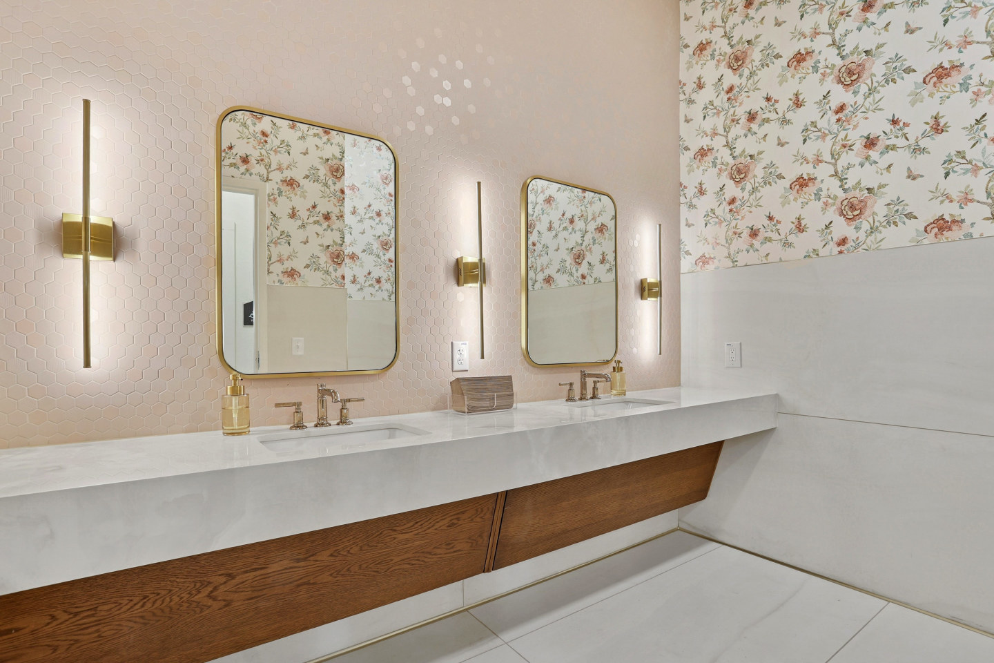 Wildwood Luxury Urban Homes Image 31