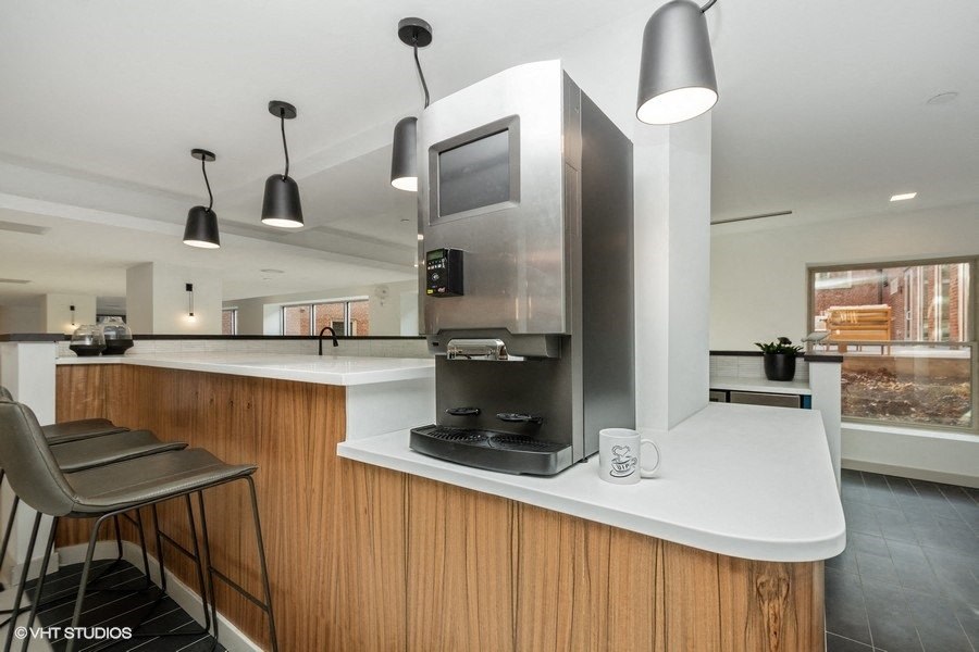 Carver Slowe Apartments Image 73