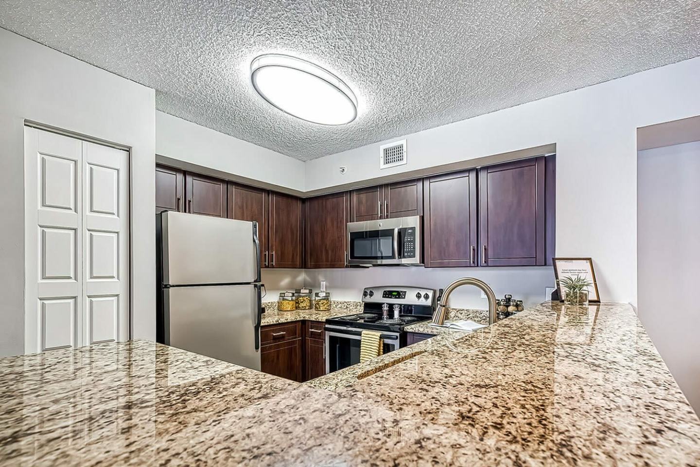 Quiet Waters Apartment Homes Image 1