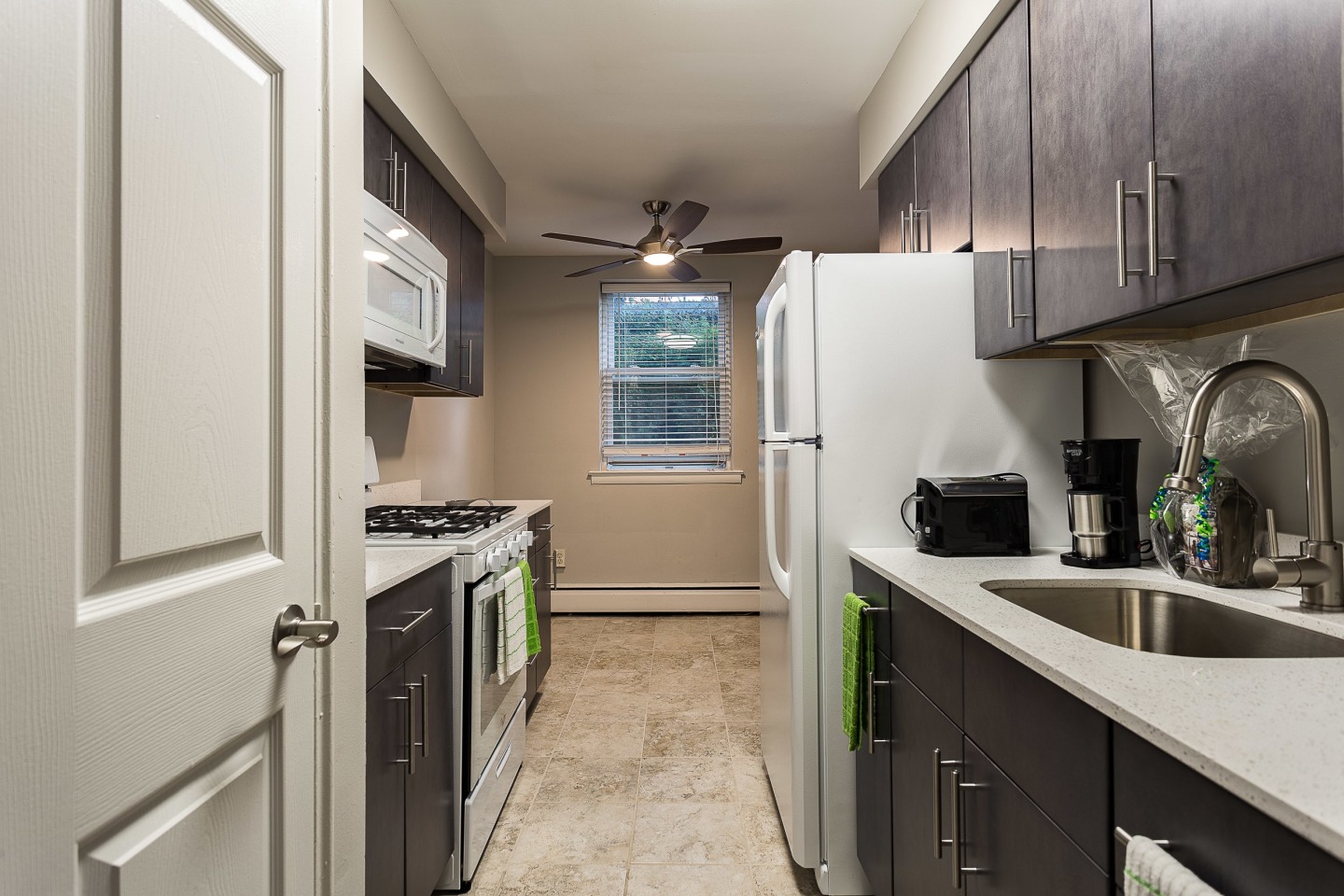 7400 Roosevelt Image 3