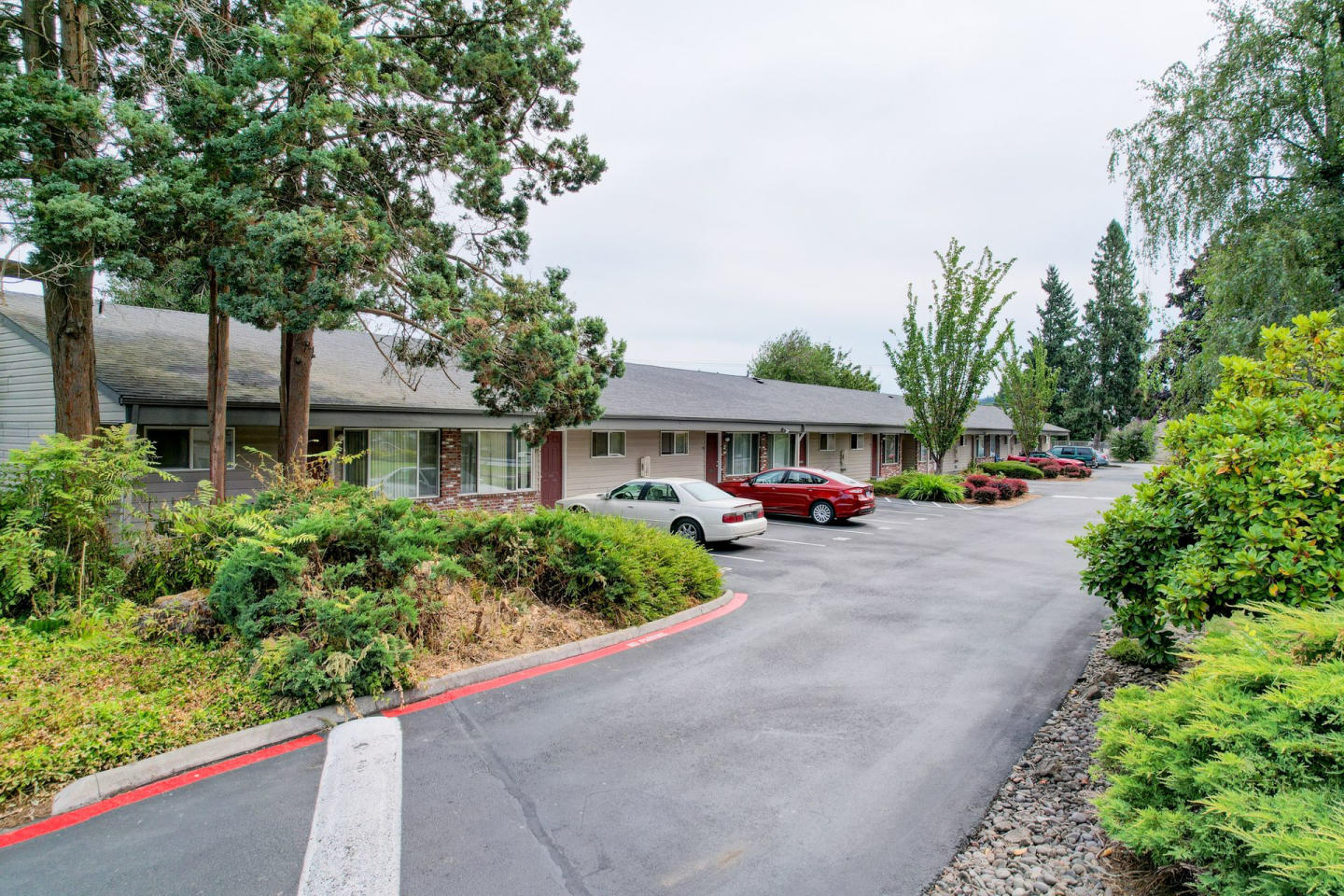 Fairway Village Apartments Image 5