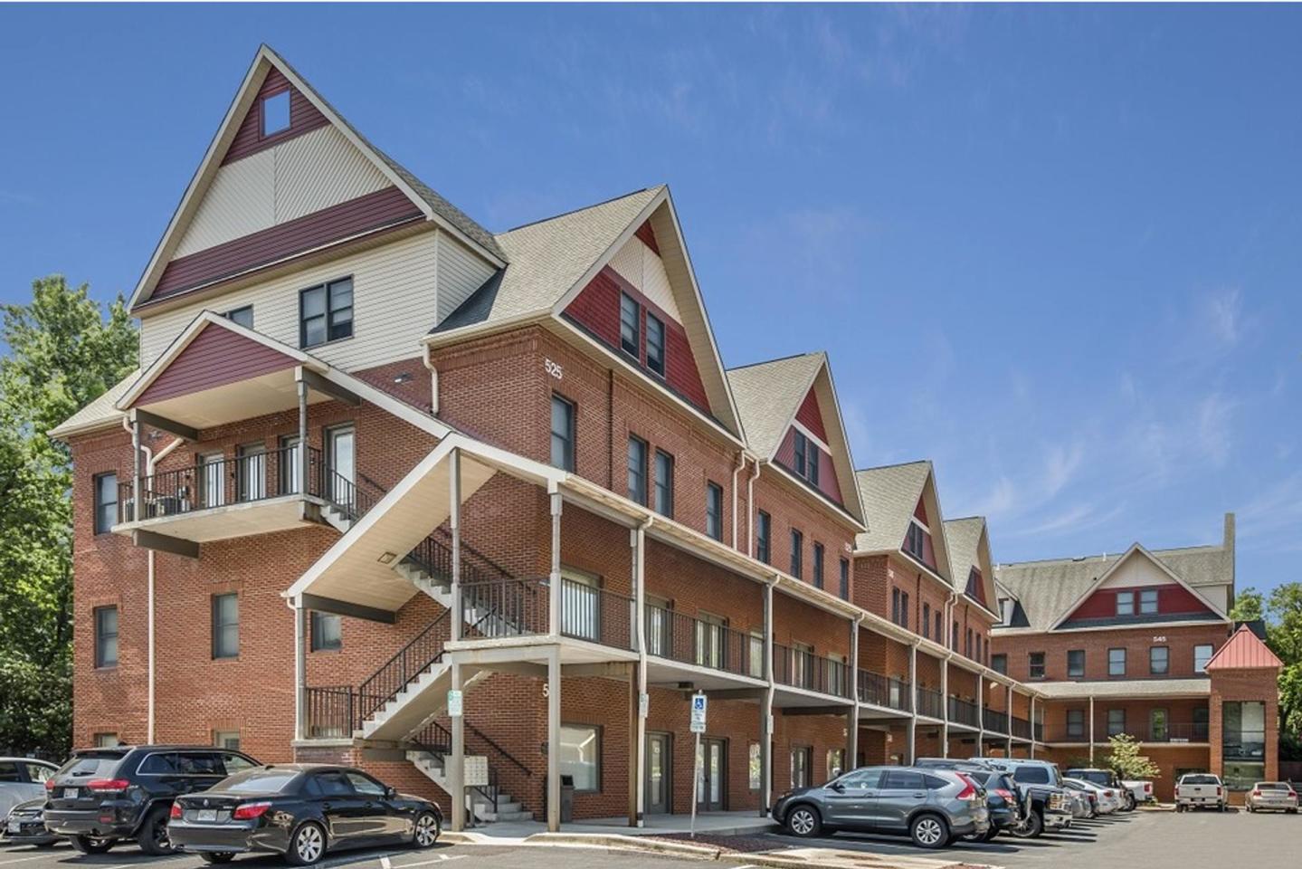 Patuxent Place Apartments Image 2