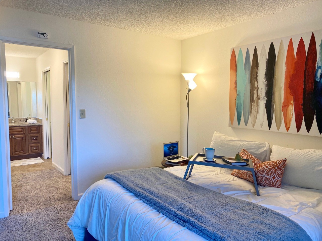 Lakeview Apartments Image 4