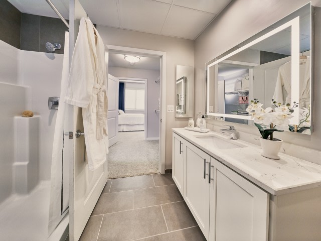Cherry Hill Image 8