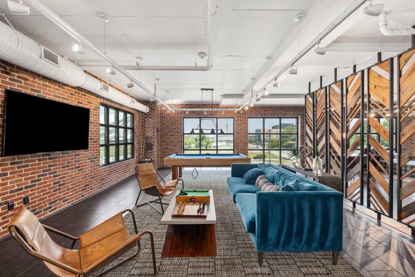 Meeting Street Lofts Image 16