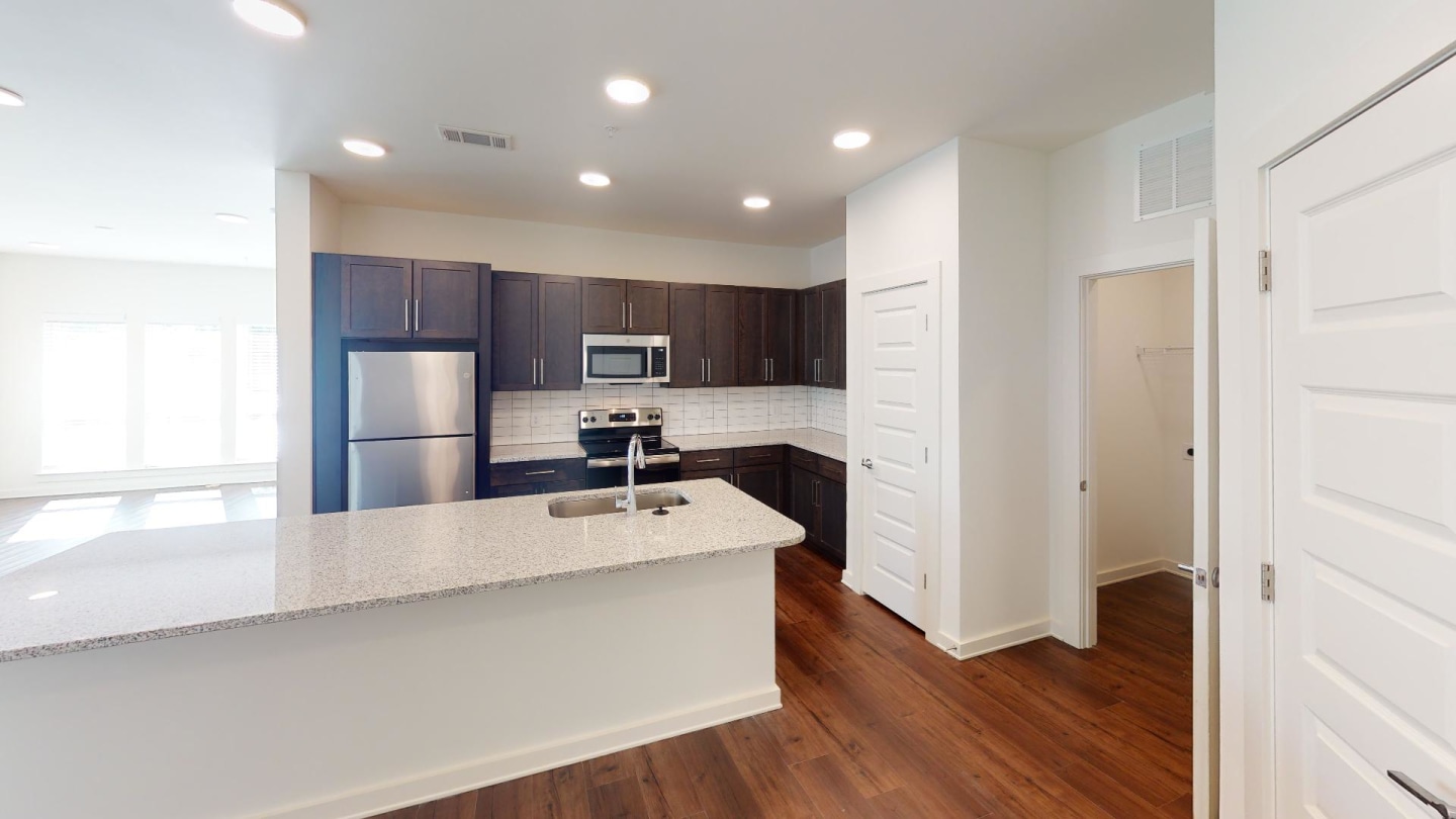 Station 75 Apartments at McDonough Image 13