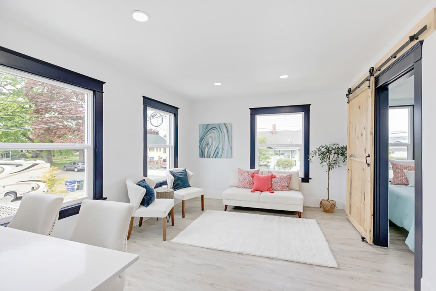 1314 Maple Image 19
