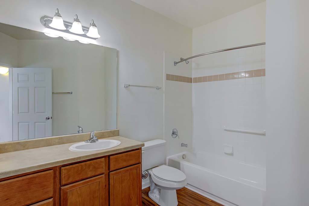Affordable Housing - Ethan Pointe Apartments Image 27