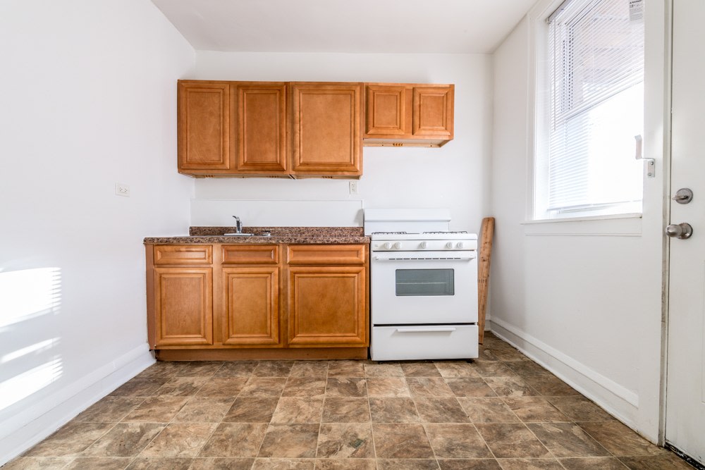 Pangea 7801 S Yates South Shore Apartments Image 6